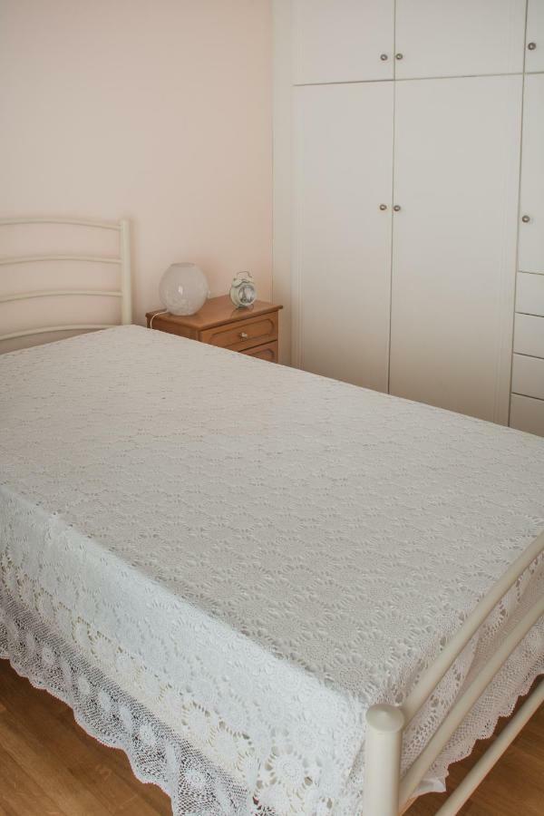 Artemis Central Apartment Corinth Экстерьер фото